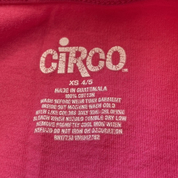 2 pink long sleeved shirts with a winter dresses kitty and a gem made butterfly - Picture 5 of 6